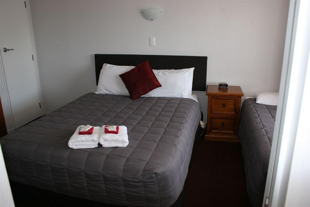 Burgundy Rose Motel Whangarei Eksteriør billede