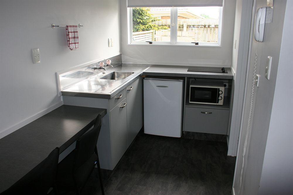 Burgundy Rose Motel Whangarei Eksteriør billede